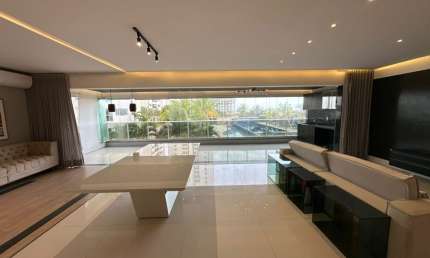Apartamento a venda no Hemisphere 360 com 3 suítes reformado em Pituaçu