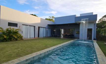 Casa a venda em Busca Vida 3 suites moderna no Vida Marina