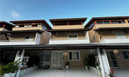 Casa a venda em Stella Maris com 4 quartos em condominio