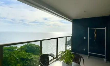 Apartamento a venda em ondina quarto e sala  vista mar no beach class