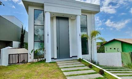 Casa a venda em alphaville litoral norte 2 com 4 quartos e nova