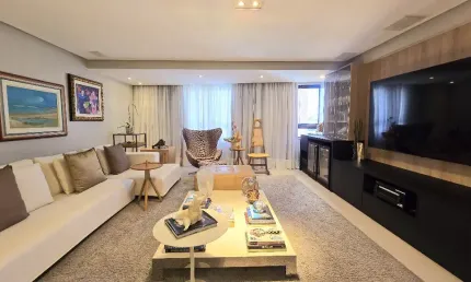 Apartamento a venda na graça com 3 suites reformado e nascente