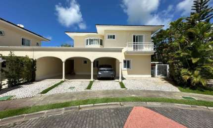 Casa a venda em jardim botânico em patamares com 5 quartos e piscina