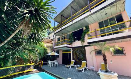 Casa a venda na quinta do candeal com 3 suites área gourmet