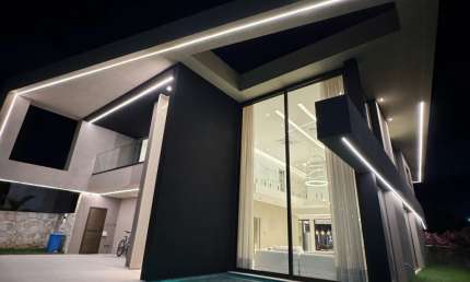 Casa a venda em alphaville 2 com 5 suites alto luxo e moderna