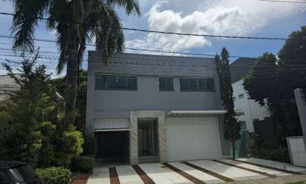 Casa a venda em alphaville 1 com 4 suites piscina e área gourmet