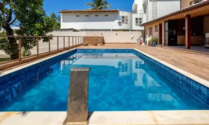 Casa a venda em pituaçu com 4 quartos piscina e área gourmet no condominio jardim california