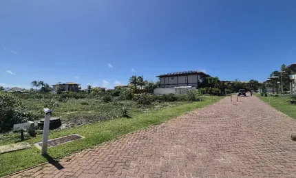 Terreno a venda em praia do forte no condominio piscinas naturais