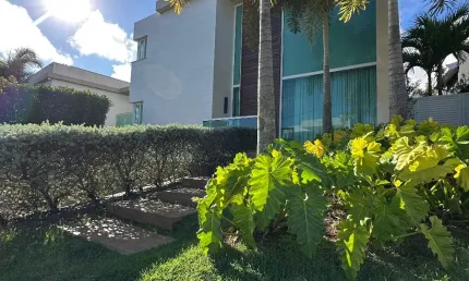 Casa a venda em alphaville 2 com 4 suites piscina area gourmet e energia solar