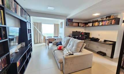 Apartamento a venda no imbui com 2 quartos varanda armarios sala ampliada e 4 vagas