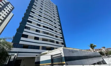 Apartamento a venda em armação com 2 quartos nascente varanda e armarios