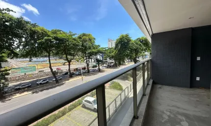 Apartamento a venda em ondina no beach class quarto e sala e andar baixo
