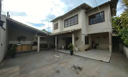 Casa com 4 quartos à venda na Praia Grande, Fundão , 100 m2 por R$ 670.000