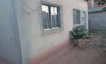 Casa com 2 quartos à venda na Serramar, Serra  por R$ 180.000