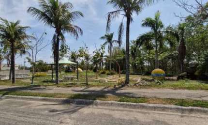 Terreno à venda no Nova Almeida Centro, Serra  por R$ 186.000