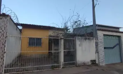 Casa à venda em Fundão-ES, Praia Grande: 2 quartos, 1 sala, 1 banheiro, 2 vagas na garagem, 69,00 m².