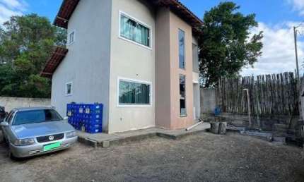 Casa à venda em Manguinhos, Serra-ES: 3 quartos, 2 banheiros, 2 vagas de garagem, 98,93m² de área!