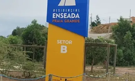 Terreno à venda em Fundão-ES, bairro Praia Grande, com 300,00 m² de área.