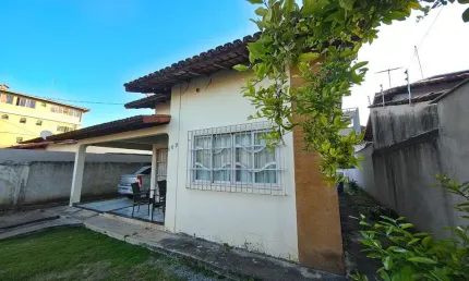 Imperdível oportunidade: Casa à venda em Serra-ES, bairro Reis Magos, 2 quartos, 100m². Agende sua visita!