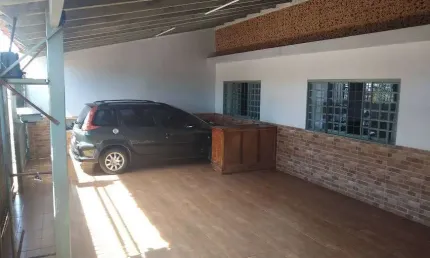 Casa para vendQSE 14 – Imóvel c/2 casas – ótima localização! Taguatinga Sul - Brasília - DF