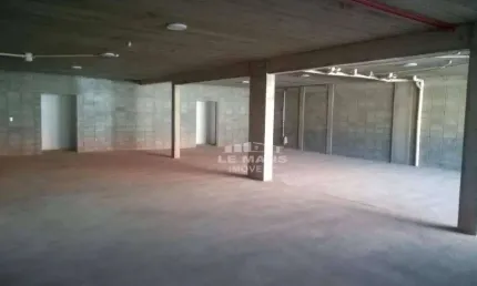 Salão para alugar, no bairro Vila Rezende em Piracicaba - SP