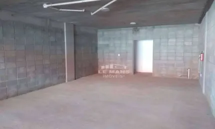 Salão para alugar, no bairro Vila Rezende em Piracicaba - SP