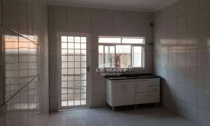 Casa a venda, 2 quartos, 1 suíte, 2 vagas, no bairro São Dimas em Piracicaba - SP