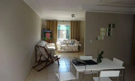 Casa a venda, 3 quartos, 2 suítes, 3 vagas, no bairro Centro em Piracicaba - SP