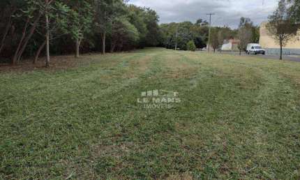 Área a venda, no bairro Astúrias em Piracicaba - SP