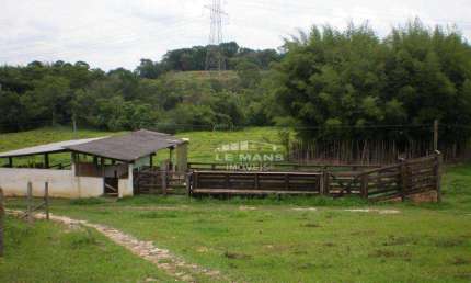 Sítio / Fazenda a venda, no bairro Pau Queimado em Piracicaba - SP