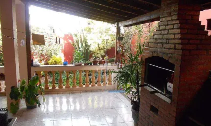 Casa a venda, 3 quartos, 1 vaga, bairro Santa Rosa em Piracicaba - SP