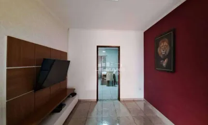 Casa a venda, 3 quartos, 1 suíte, 1 vaga, no bairro Pompéia em Piracicaba - SP