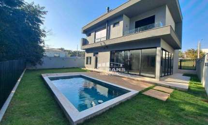 Casa a venda ou alugar no Condomínio Alphaville, no bairro Santa Rosa Ipês em Piracicaba/SP