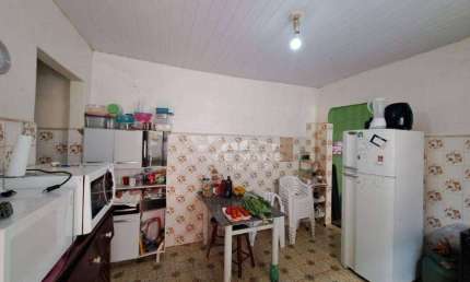 Casa a venda, 1 quarto, 1 vaga, no bairro Vila Rezende em Piracicaba - SP