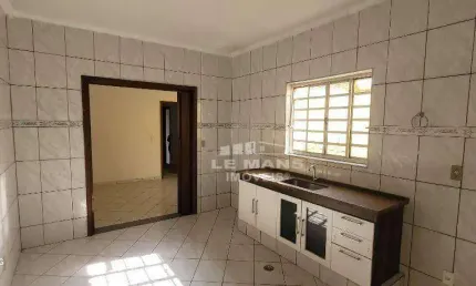 Casa a venda, 4 quartos, 1 suíte, 2 vagas, no bairro Panorama em Piracicaba - SP