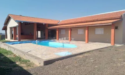 Chácara a venda, 3 quartos, 1 suíte, 18 vagas, no bairro Sete Barrocas em Piracicaba - SP
