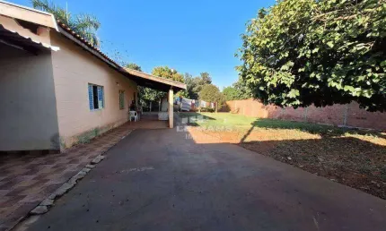 Chácara a venda, 1 quarto, 5 vagas, no bairro Recanto Universitário em Rio das Pedras - SP