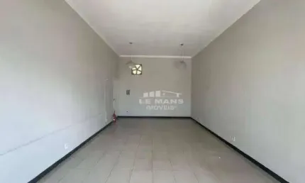 Sala comercial para alugar, no bairro Vila Rezende em Piracicaba - SP