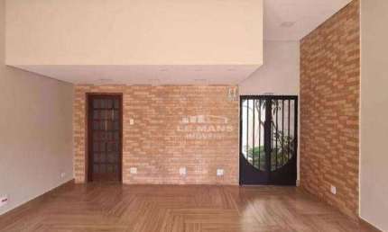 Casa paraa alugar com vocação comercial, 4 salas, no bairro Centro em Piracicaba - SP
