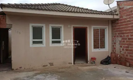 Casa a venda, 2 quartos, 2 vagas, no bairro Parque das Águas em Piracicaba - SP