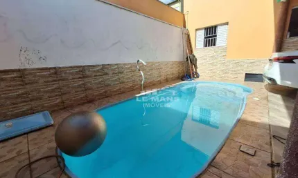 Casa a venda, 3 quartos, 1 suíte, 2 vagas, no bairro Santa Rosa em Piracicaba - SP