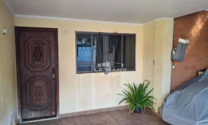 Casa a venda, 4 quartos, 2 vagas, no bairro Castelinho em Piracicaba - SP