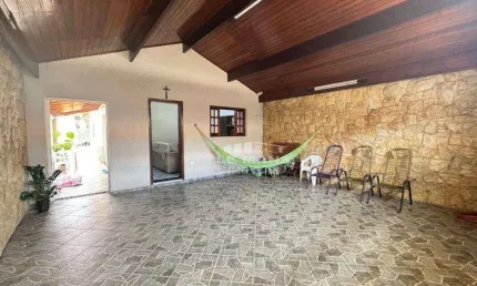 Casa a venda, 3 quartos, 1 suíte, 2 vagas, no bairro Mário Dedini em Piracicaba - SP