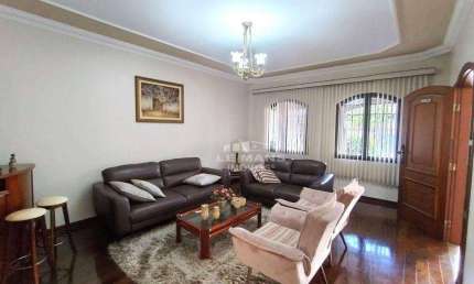 Casa a venda, 4 quartos, 1 suíte, 3 vagas, no bairro Vila Rezende em Piracicaba - SP