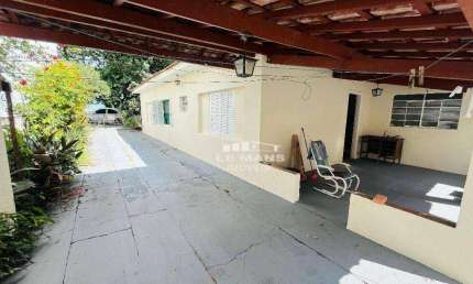 Casa a venda, 2 quartos, 3 vagas, no bairro Recanto das Águas em São Pedro - SP