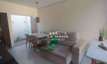 Casa a venda, 2 quartos, 4 vagas, no bairro Santa Rosa em Piracicaba - SP