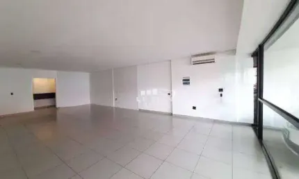 Salão comercial para alugar no bairro Vila Rezende em Piracicaba - SP