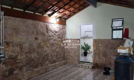 Casa a venda no bairro Vila Rezende em Piracicaba/SP.