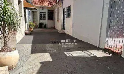 Casa de vila a venda no bairro Alto em Piracicaba/SP