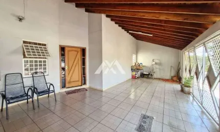 Casa com 3 dormitórios à venda por R$470.000 - Jardim Monte Castelo - Marilia/SP